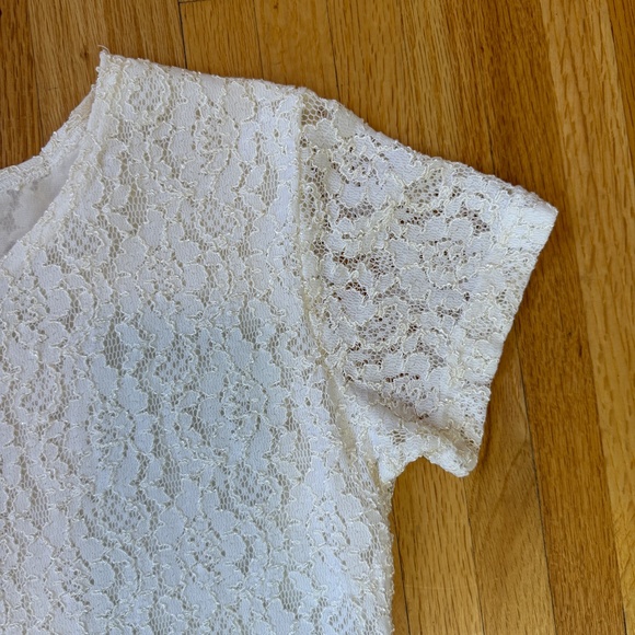Sweet Vintage Y2K white lace teeš¤ - Picture 6 of 8